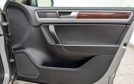 Volkswagen Touareg III, 2015 год, 2 935 000 рублей, 25 фотография
