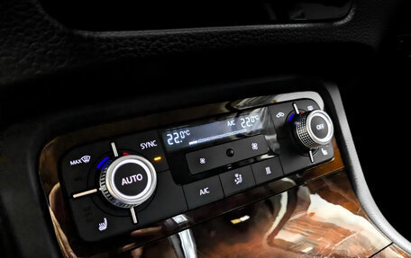 Volkswagen Touareg III, 2015 год, 2 935 000 рублей, 29 фотография