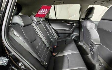 Toyota RAV4, 2021 год, 4 090 000 рублей, 16 фотография