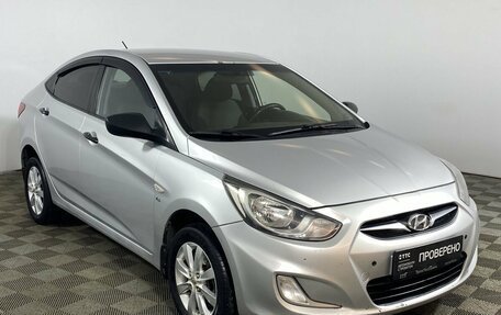 Hyundai Solaris II рестайлинг, 2011 год, 699 000 рублей, 3 фотография