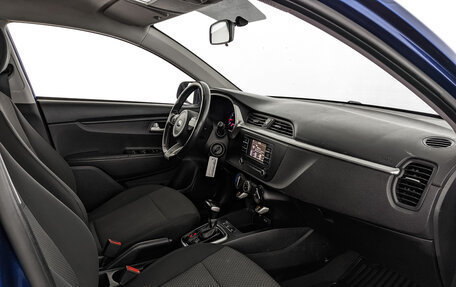 KIA Rio IV, 2021 год, 1 075 000 рублей, 13 фотография