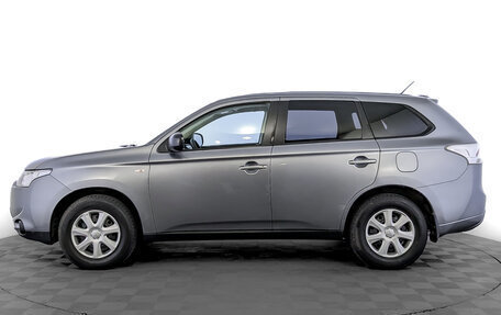 Mitsubishi Outlander III рестайлинг 3, 2013 год, 1 195 000 рублей, 8 фотография