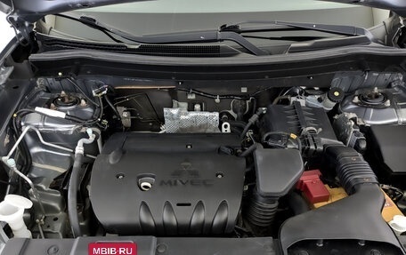 Mitsubishi Outlander III рестайлинг 3, 2013 год, 1 195 000 рублей, 9 фотография