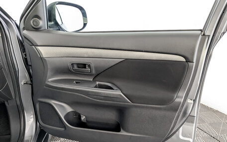 Mitsubishi Outlander III рестайлинг 3, 2013 год, 1 195 000 рублей, 24 фотография