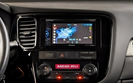 Mitsubishi Outlander III рестайлинг 3, 2013 год, 1 195 000 рублей, 15 фотография