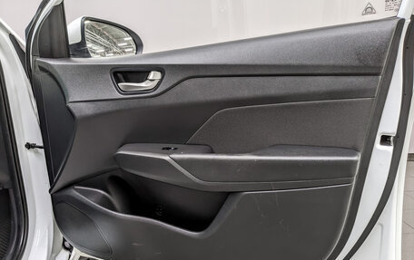 Hyundai Solaris II рестайлинг, 2018 год, 1 125 000 рублей, 23 фотография