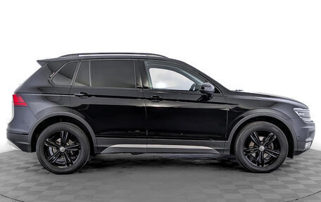 Volkswagen Tiguan II, 2019 год, 2 700 000 рублей, 4 фотография