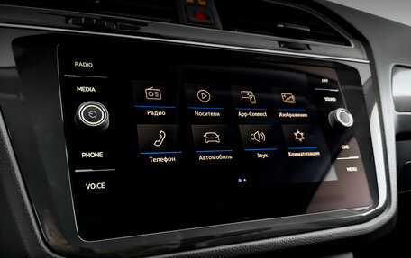 Volkswagen Tiguan II, 2019 год, 2 700 000 рублей, 27 фотография