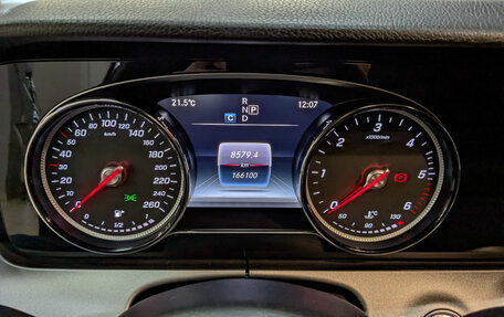 Mercedes-Benz E-Класс, 2018 год, 2 250 000 рублей, 16 фотография