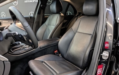 Mercedes-Benz E-Класс, 2018 год, 2 250 000 рублей, 20 фотография