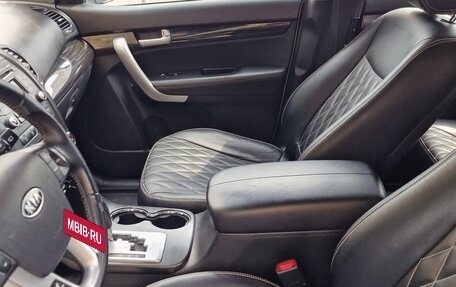 KIA Sorento II рестайлинг, 2011 год, 1 600 000 рублей, 19 фотография