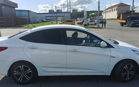 Hyundai Solaris II рестайлинг, 2016 год, 690 000 рублей, 4 фотография