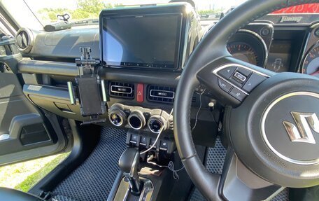 Suzuki Jimny, 2020 год, 2 850 000 рублей, 13 фотография