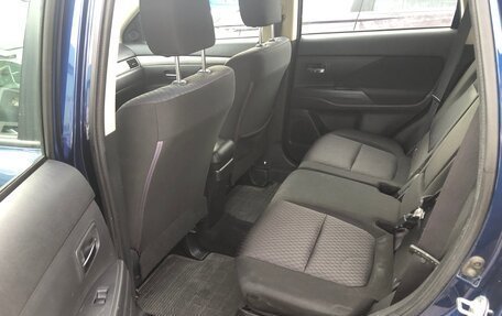 Mitsubishi Outlander III рестайлинг 3, 2014 год, 1 190 000 рублей, 4 фотография