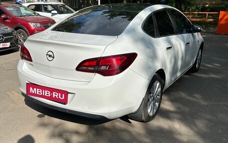 Opel Astra J, 2013 год, 800 000 рублей, 5 фотография