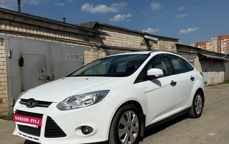 Ford Focus III, 2012 год, 940 000 рублей, 2 фотография