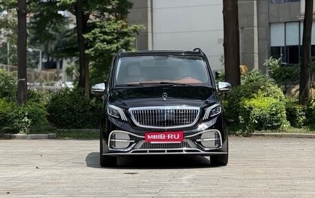 Mercedes-Benz Vito, 2022 год, 4 500 000 рублей, 2 фотография