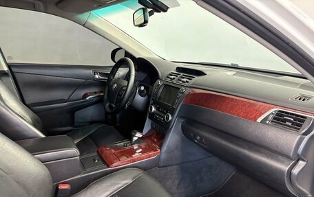 Toyota Camry, 2013 год, 1 770 000 рублей, 10 фотография