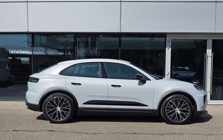 Porsche Macan, 2025 год, 15 390 000 рублей, 7 фотография