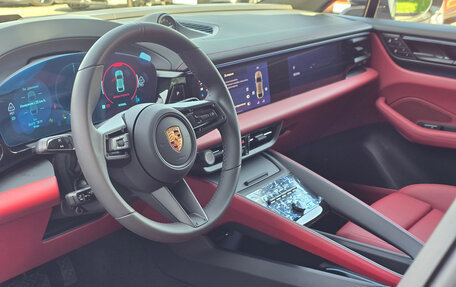 Porsche Macan, 2025 год, 15 390 000 рублей, 11 фотография