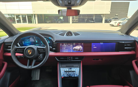 Porsche Macan, 2025 год, 15 390 000 рублей, 23 фотография