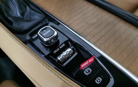 Volvo XC90 II рестайлинг, 2015 год, 2 495 000 рублей, 17 фотография