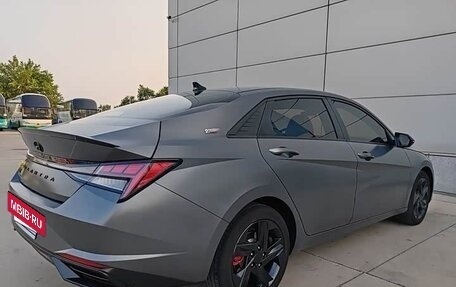 Hyundai Elantra, 2022 год, 1 250 000 рублей, 5 фотография