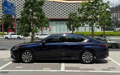 Lexus ES VII, 2021 год, 3 070 000 рублей, 3 фотография