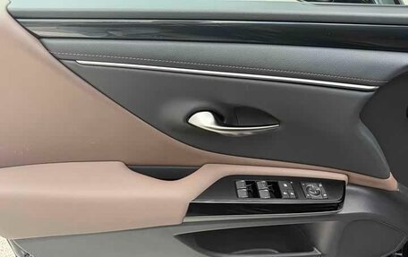 Lexus ES VII, 2021 год, 3 070 000 рублей, 17 фотография