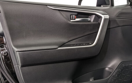 Toyota RAV4, 2021 год, 3 100 000 рублей, 19 фотография