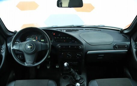 Chevrolet Niva I рестайлинг, 2012 год, 550 000 рублей, 15 фотография