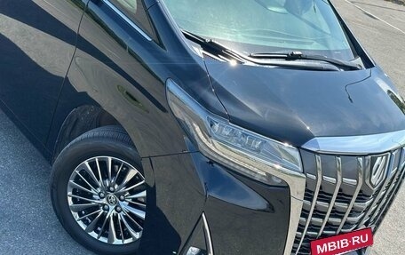 Toyota Alphard III, 2019 год, 5 200 000 рублей, 2 фотография