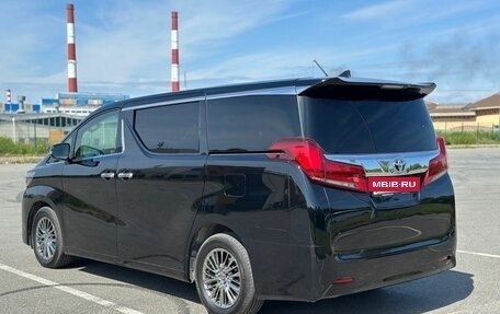 Toyota Alphard III, 2019 год, 5 200 000 рублей, 6 фотография