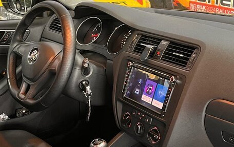 Volkswagen Jetta VI, 2015 год, 980 000 рублей, 10 фотография