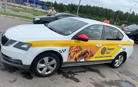 Skoda Octavia, 2019 год, 1 200 000 рублей, 2 фотография