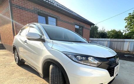 Honda Vezel, 2016 год, 1 700 000 рублей, 10 фотография