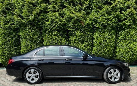 Mercedes-Benz E-Класс, 2016 год, 2 700 000 рублей, 6 фотография