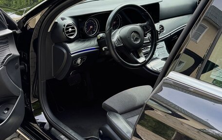Mercedes-Benz E-Класс, 2016 год, 2 700 000 рублей, 12 фотография