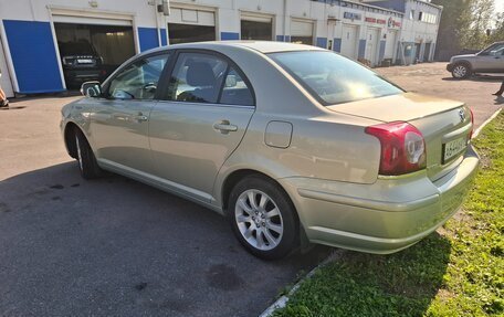 Toyota Avensis III рестайлинг, 2006 год, 650 000 рублей, 3 фотография
