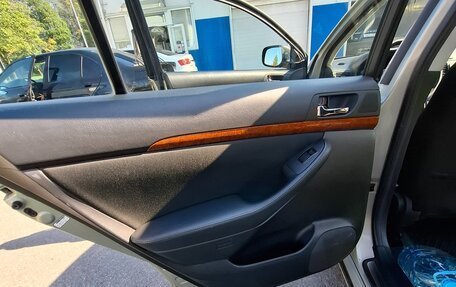Toyota Avensis III рестайлинг, 2006 год, 650 000 рублей, 4 фотография