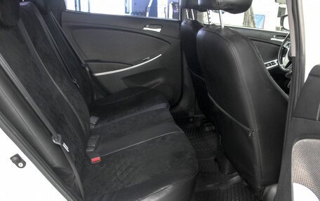 Hyundai Solaris II рестайлинг, 2013 год, 969 900 рублей, 9 фотография