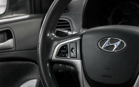 Hyundai Solaris II рестайлинг, 2013 год, 969 900 рублей, 17 фотография