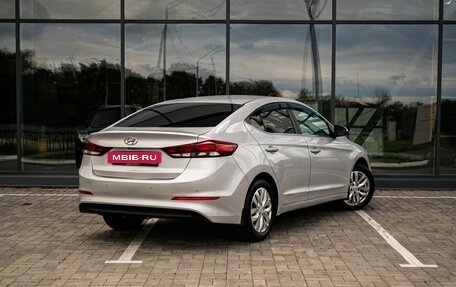 Hyundai Elantra VI рестайлинг, 2016 год, 1 350 000 рублей, 2 фотография