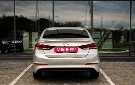 Hyundai Elantra VI рестайлинг, 2016 год, 1 350 000 рублей, 4 фотография
