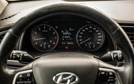 Hyundai Elantra VI рестайлинг, 2016 год, 1 350 000 рублей, 16 фотография