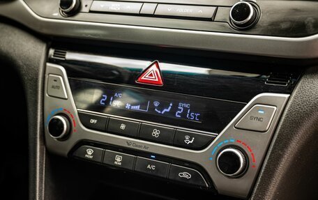 Hyundai Elantra VI рестайлинг, 2016 год, 1 350 000 рублей, 20 фотография