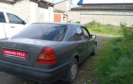 Mercedes-Benz C-Класс, 1994 год, 170 000 рублей, 5 фотография