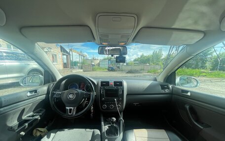 Volkswagen Golf V, 2006 год, 600 000 рублей, 6 фотография
