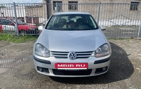 Volkswagen Golf V, 2006 год, 600 000 рублей, 2 фотография