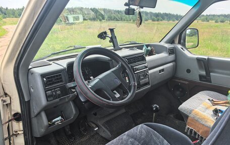Volkswagen Transporter T4, 1993 год, 800 000 рублей, 6 фотография